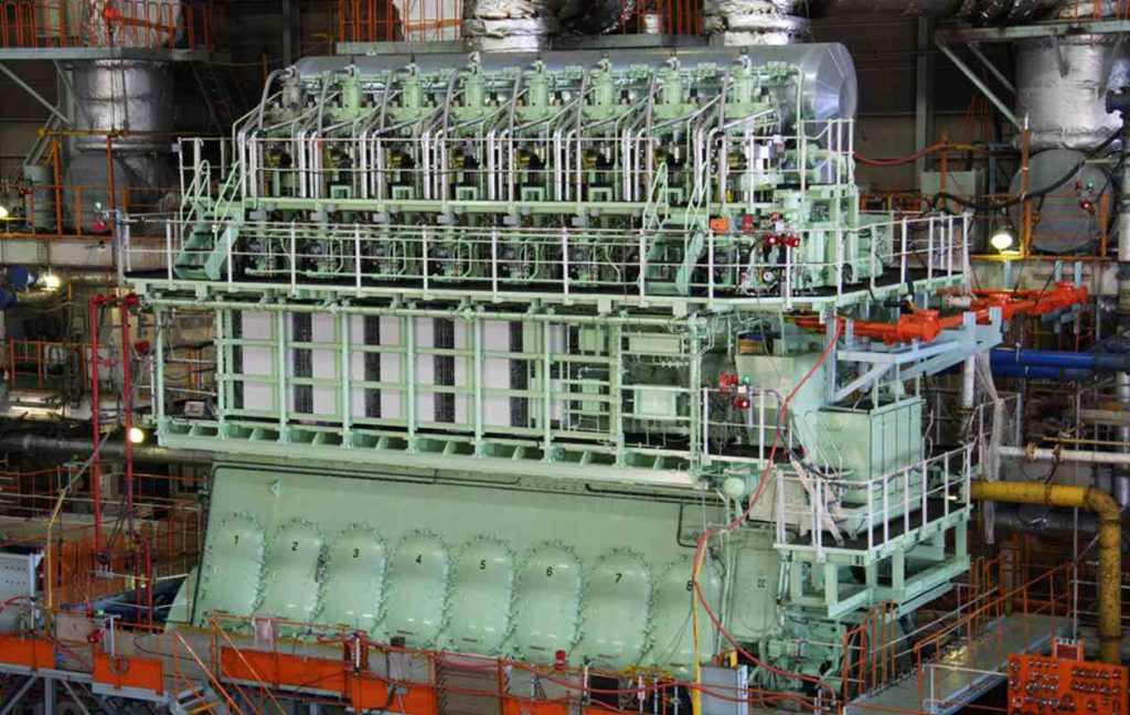 Types of marine diesel engines