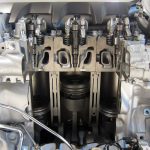 Fuel Injection Arrangement on Large Two Stroke Engines