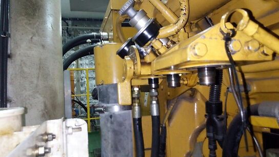 Marine auxiliary diesel engine
